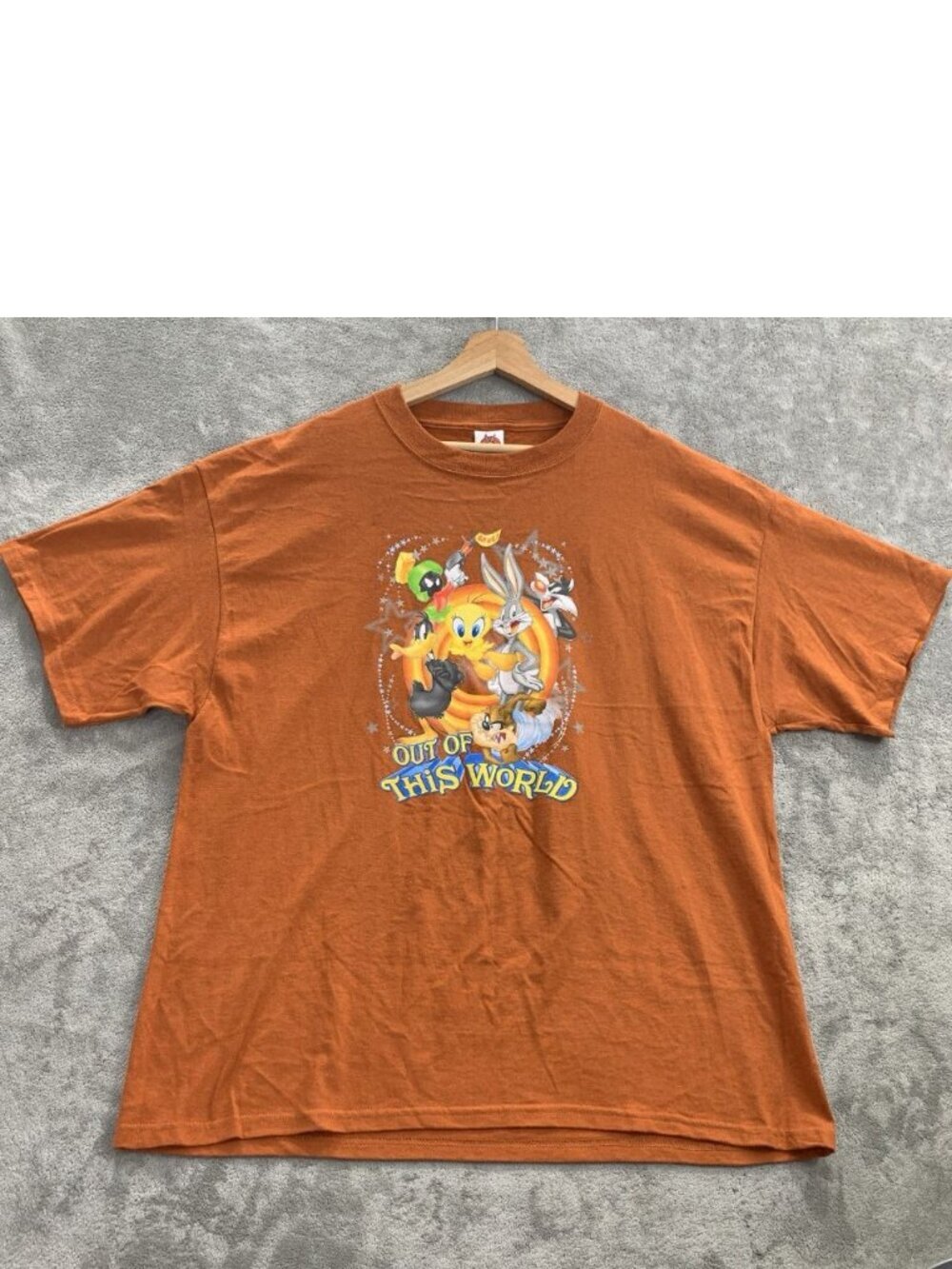 Vintage Looney Tunes Shirt Mens XL Orange Out Of This World Cartoon Characters